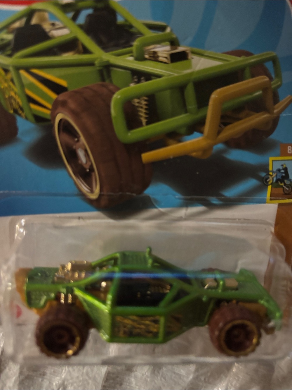 Hot Wheels Green Off-Road Buggy - Die-Cast Kids Vehicle - Picture 3 of 6